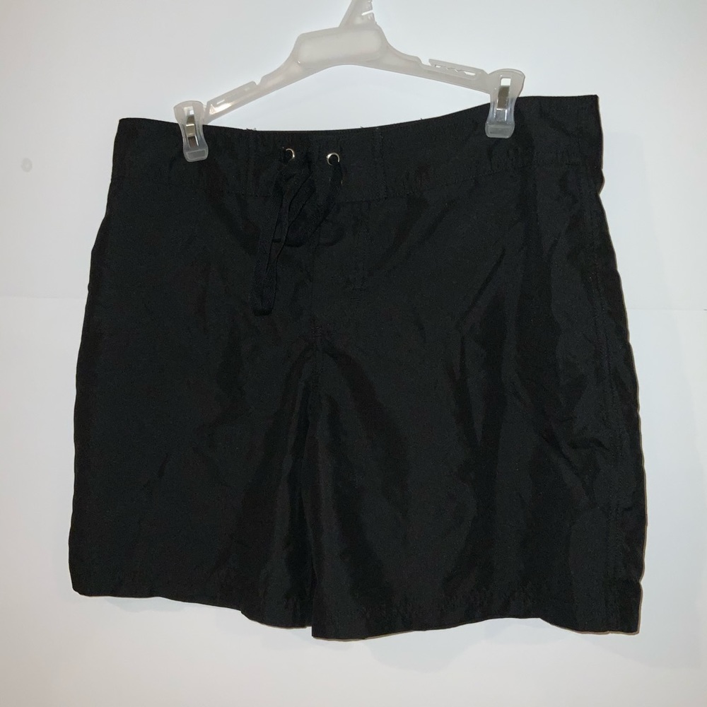 Woman’s Merona Black Swim Board Shorts/ Size: M
